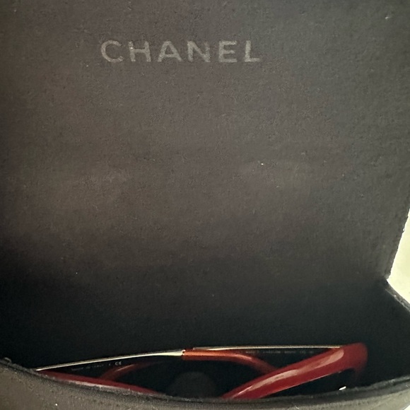 Chanel Acetate Oversized Sunglasses - Picture 5 of 8